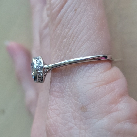 💍2 for $20 Fragrant Jewels Ring - Picture 3 of 5